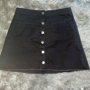 BUTTON UP SKIRT